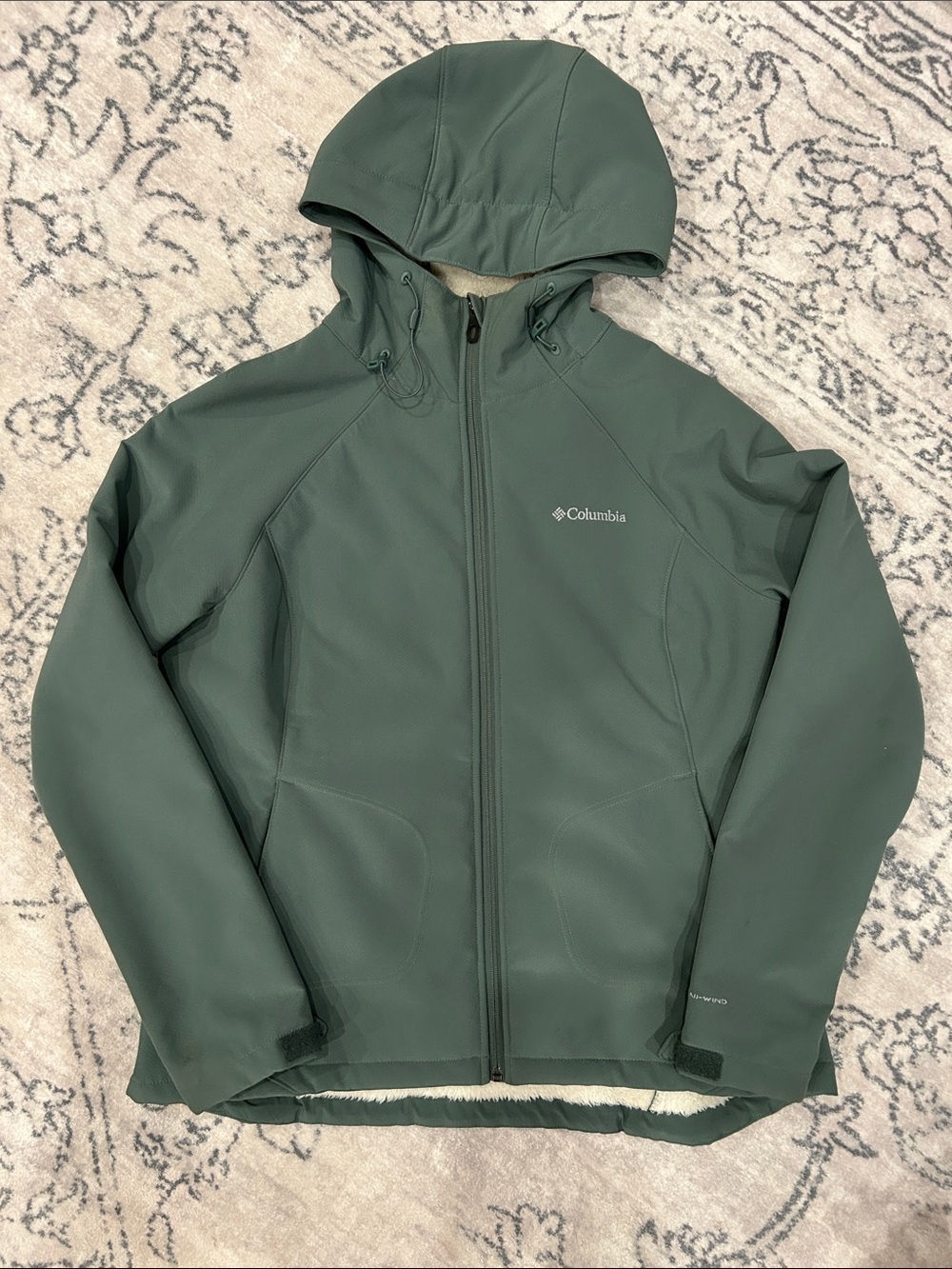 Columbia Hooded Light Winter Jacket